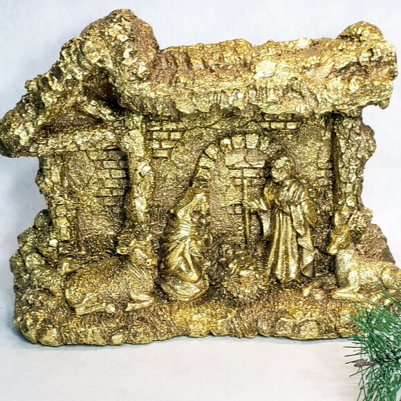 Gold Nativity Manger Stable Scene Figurine Wall hanging Vintage Christmas Avon?? - Picture 1 of 10